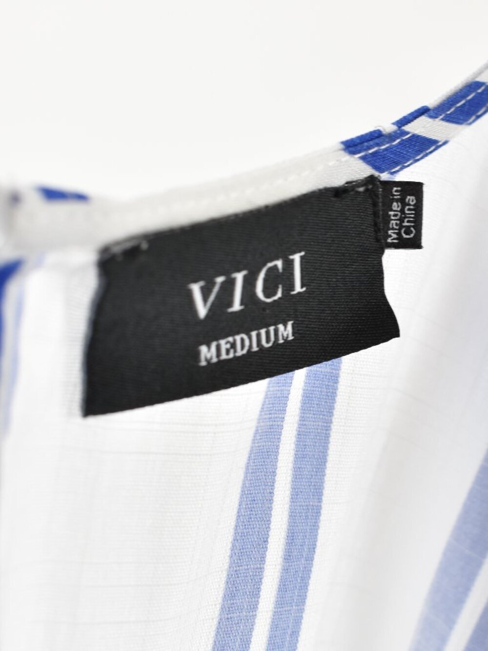 VICI Lissandra Striped Belted Romper NEW - M - Picture 10 of 10